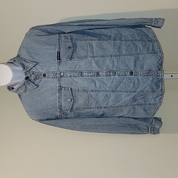 Harley-Davidson Tops - HARLEY-DAVIDSON WOMEN'S LONG SLEEVE DENIM SHIRT